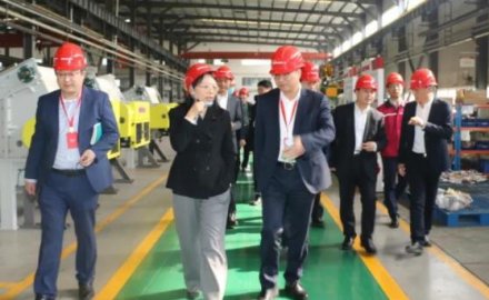 青島市委常委、組織部部長于玉一行到軟控考察調(diào)研